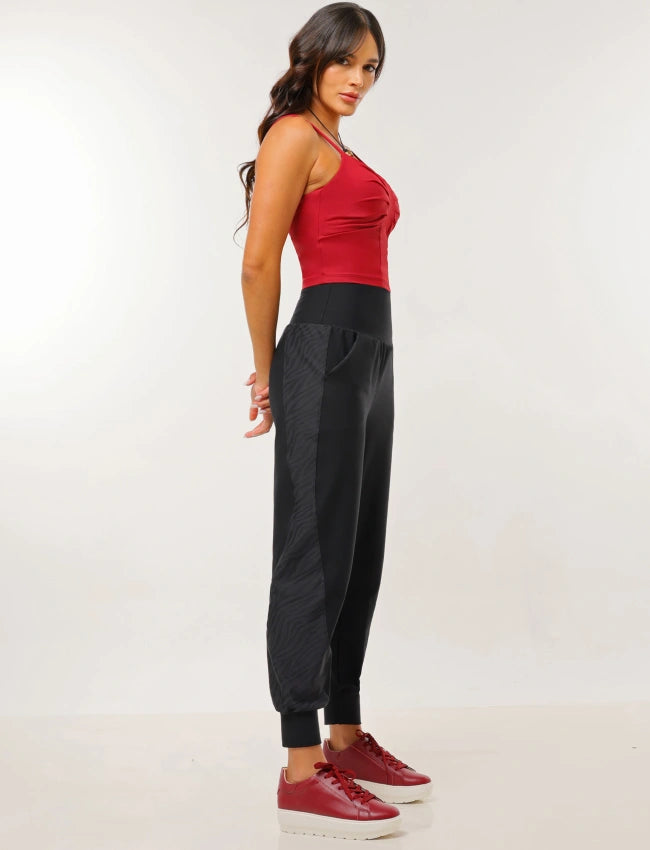 Annie Jogger