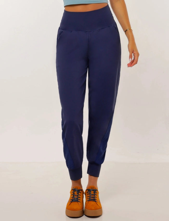 Annie Jogger