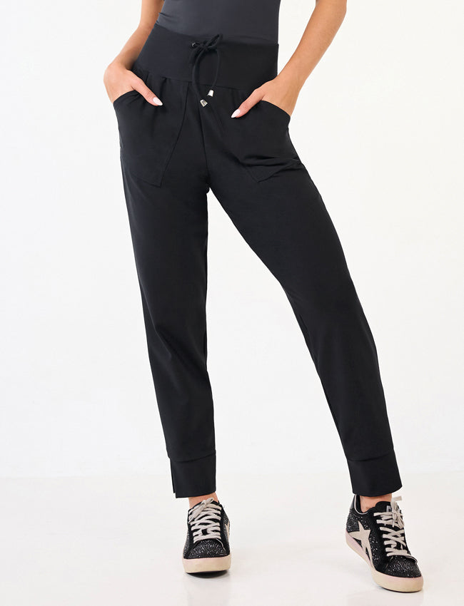 Versa Joggers