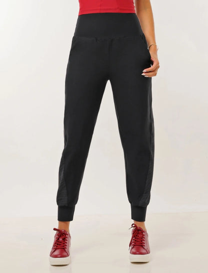 Annie Jogger