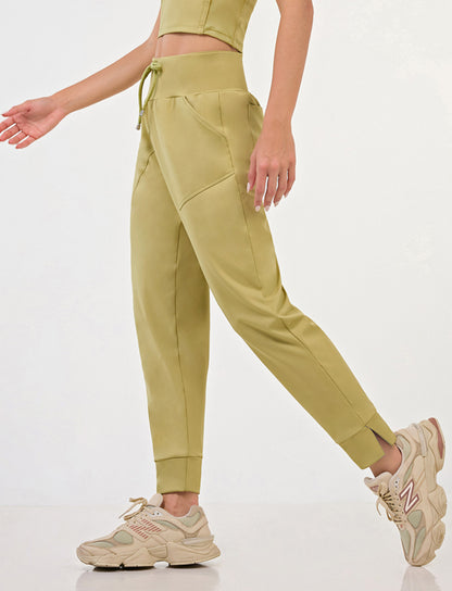 Versa Joggers