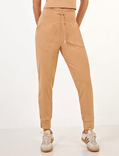 Versa Joggers
