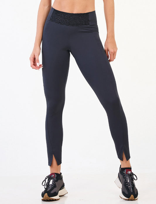 Essence Leggings